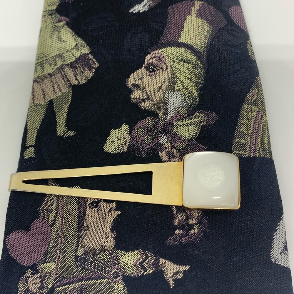Vintage Anson Gold & Cats Eye Tie Bar!